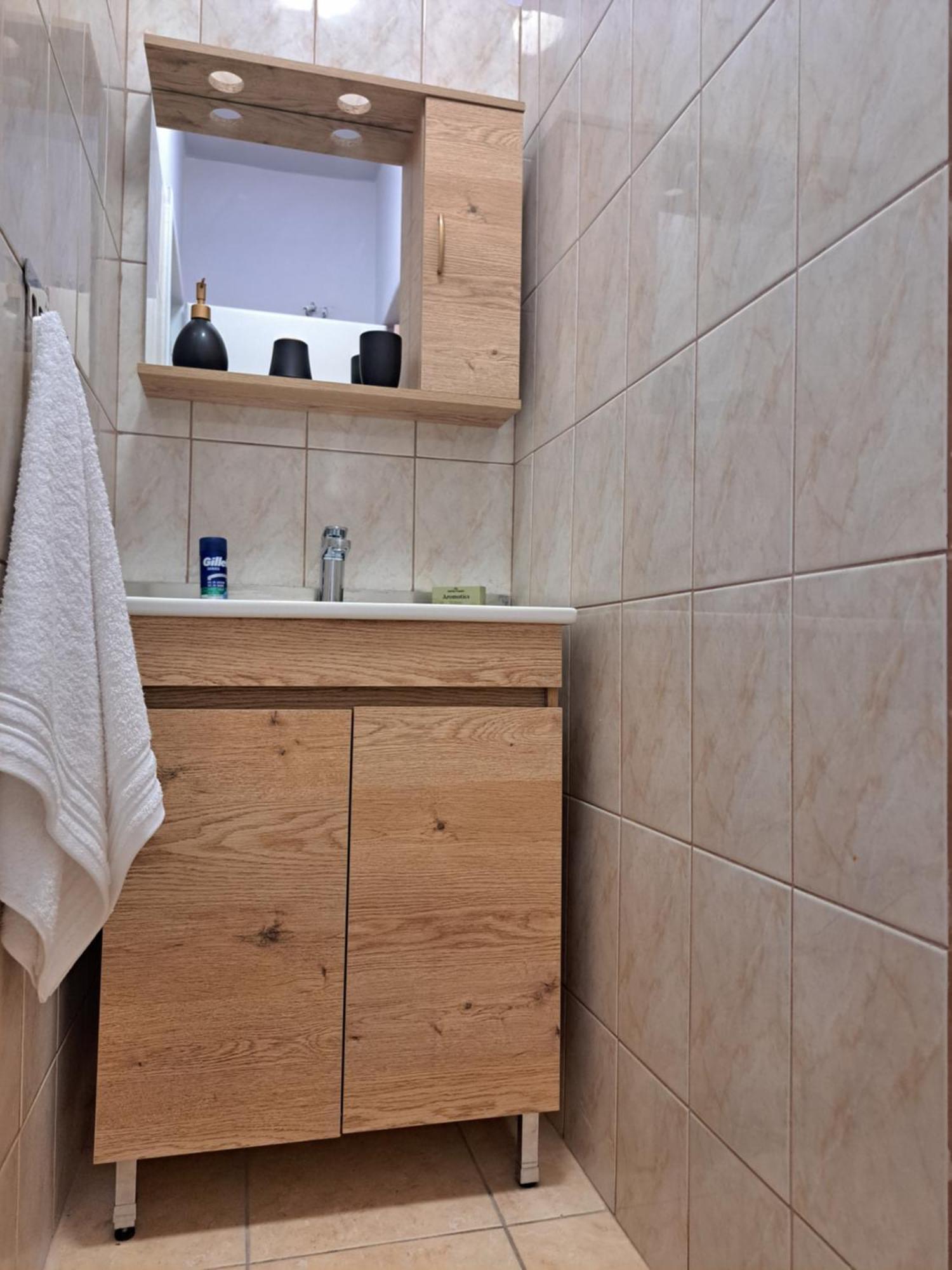 Seashell Apartment Artemida  Buitenkant foto