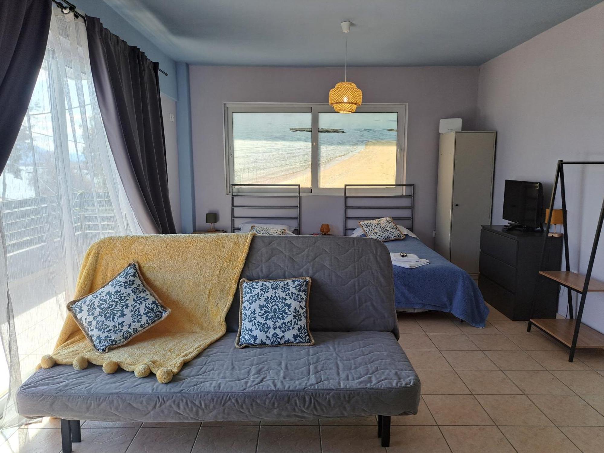 Seashell Apartment Artemida  Buitenkant foto